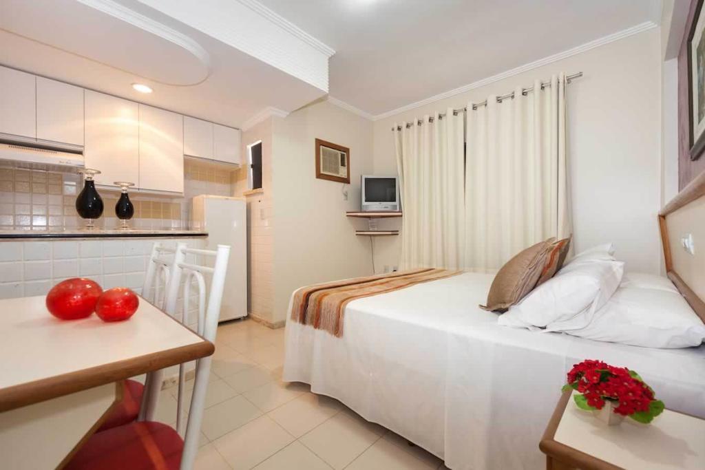 Hotel Oceania Eunapolis Rum bild